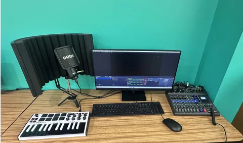 Podcasting Station